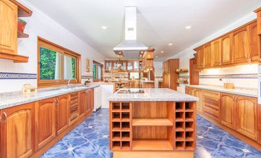 Gran Parcela En Exclusivo Condominio En Calera De Tango, Rm