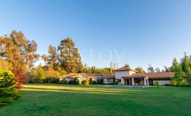 Gran Parcela En Exclusivo Condominio En Calera De Tango, Rm