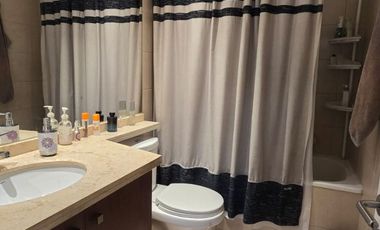 2 DORMITORIOS ESTACIONAMIENTO Y BODEGA METRO SANTA ANA