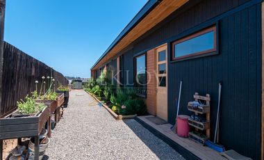 Casa Con Vista Al Mar En Mantagua 3d Y Gran Jardín