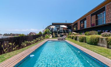 Casa Con Vista Al Mar En Mantagua 3d Y Gran Jardín