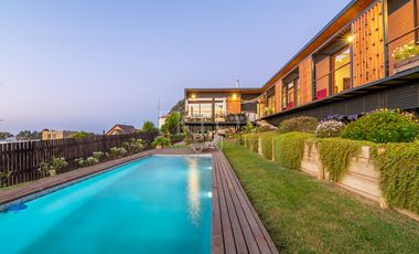 Casa Con Vista Al Mar En Mantagua 3d Y Gran Jardín