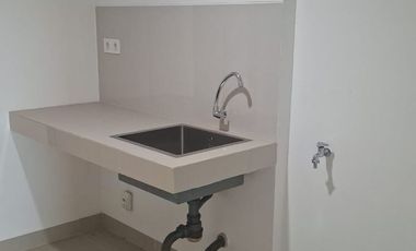 Dijual Super Murah Apartemen Embarcadero 1 Bedroom