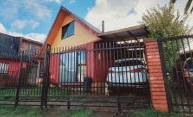 Casa de 2 Pisos Sector El Bosque $ 180.000.000.