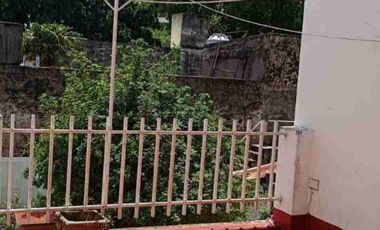 Se vende casa de 3 dorm .2 baños .Patio .parillero