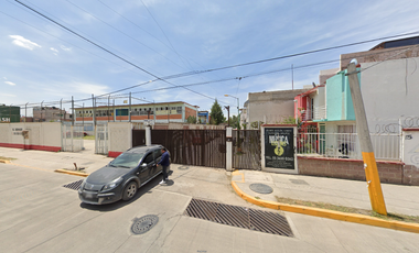 CASA EN BOSQUES DE OLIVO, EL BOSQUE, TULTEPEC, ESTADO DE MÉXICO. ¡¡NO CREDITOS!!