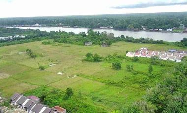 Tanah Luas  Sampai Sungai Kapuas