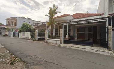 Dijual rumah Luas strategis di Seturan, kompleks Perumahan Ambarukmo Plaza Hotel (APH).