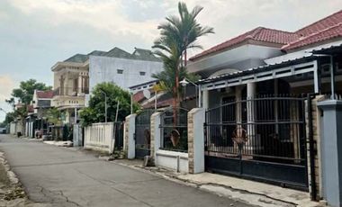 Dijual rumah Luas strategis di Seturan, kompleks Perumahan Ambarukmo Plaza Hotel (APH).