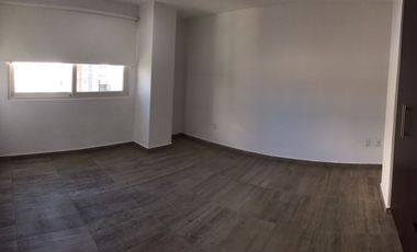 Departamento en Renta sin amueblar, 2 Recámaras, Fracc privado cerca de poliforum