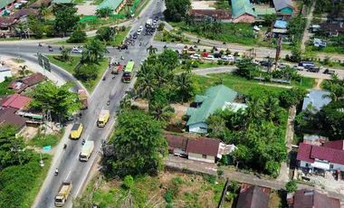 Tanah Tepi Jalan raya Adisucipto