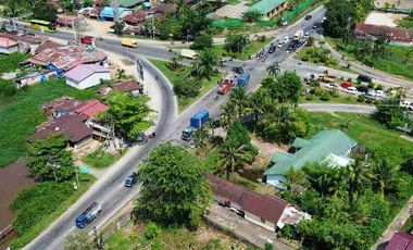 Tanah Tepi Jalan raya Adisucipto