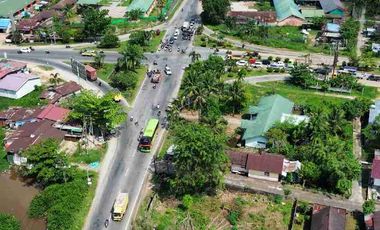 Tanah Tepi Jalan raya Adisucipto
