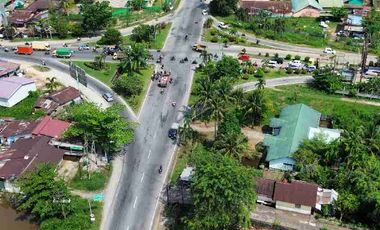 Tanah Tepi Jalan raya Adisucipto