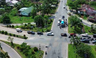 Tanah Tepi Jalan raya Adisucipto