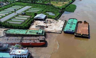 Tanah Luas Tepi Jalan Desa kapur sampai Sungai Kapuas