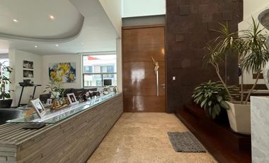 Residencia en Venta en Villa Verona Coto con Alberca