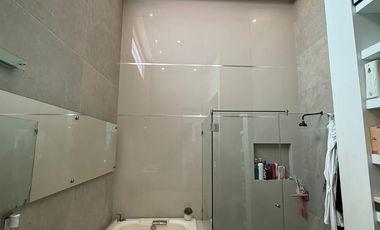 Residencia en Venta en Villa Verona Coto con Alberca