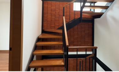 CASA EN VENTA SECTOR IZAMBA, AMBATO-ECUADOR