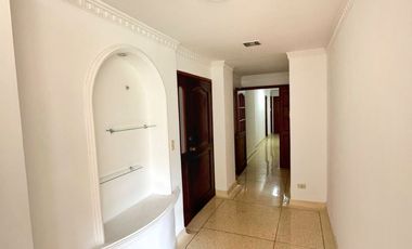 VENDO APARTAMENTO EN RIOMAR