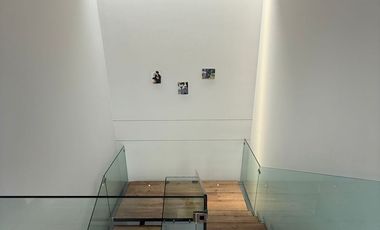 Residencia de lujo en ESQUINA dentro de coto en BOSQUES VALLARTA