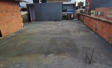 SE ARRIENDA CASA PARA EMPRESA / BODEGA