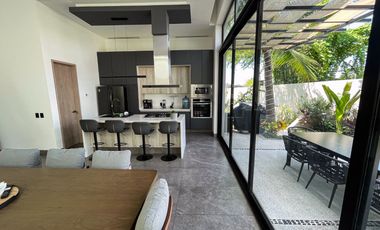 Residencia en Venta con Alberca Privada en Los Tigres, Nuevo Vallarta
