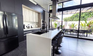 Residencia en Venta con Alberca Privada en Los Tigres, Nuevo Vallarta