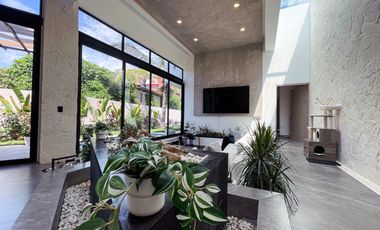 Residencia en Venta con Alberca Privada en Los Tigres, Nuevo Vallarta