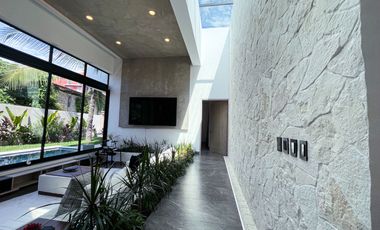 Residencia en Venta con Alberca Privada en Los Tigres, Nuevo Vallarta