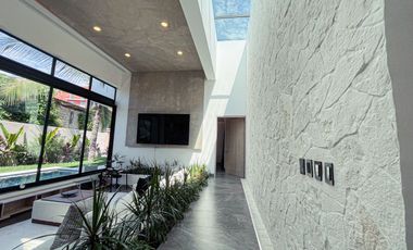 Residencia en Venta con Alberca Privada en Los Tigres, Nuevo Vallarta