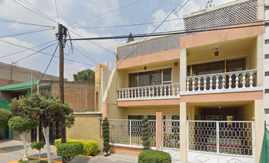 CASA EN ZAHUATLAN 278, LA RAMONA, TLANEPANLA, EDO DE MEXICO