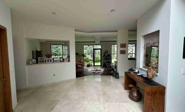 Hermosa Casa en Renta En Lomas Country