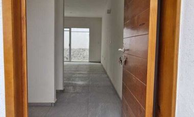 HERMOSA CASA DE 2 NIVELES EN VENTA‼️ZONA: SAN ESTEBAN TIZATLAN, TLAXCALA