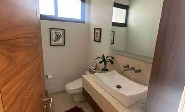 Excelente Casa en Renta en Lomas Country, con Doble Filtro de Seguridad