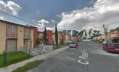 CASA DE RECUPERACIONN BANCARIA EN CALLE PASEO DE ROSA, FRACC. PASEOS DE SAN JUAN, ZUMPANGO, EDO. MEXICO. ! NO SE ACEPTAN CREDITOS ¡