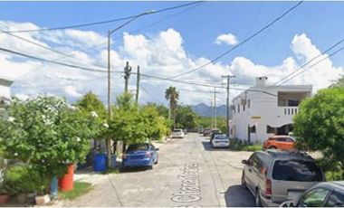 COHC (EMB) CASA EN VENTA DE CONTADO EN PLAZA MIRADOR N.L.