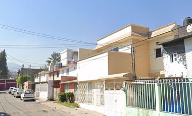 Casa en Venta en Residencial Coacalco, Cerca de Plaza Coacalco.