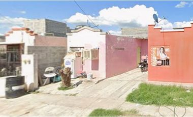 COHC (EMB) CASA EN VENTA DE CONTADO EN PLAZA MIRADOR N.L.