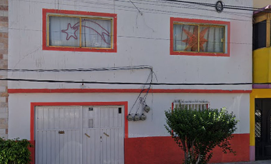 CASA UBICADA EN BUGAMBILIA 47, CHALMA LA BARRANCA, TLANEPANTLA