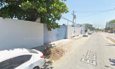 Conjunto Industrial en Venta: Bodega, Nave y Terreno con Infraestructura Especializada