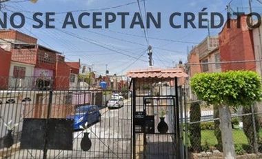 CASA UBICADA  EN RETORNO TRECE, CUATRO VIENTOS, SAN JERÓNIMO CUATRO VIENTOS, ESTADO DE MÉXICO ¡NO SE ACEPTAN CRÉDITOS!