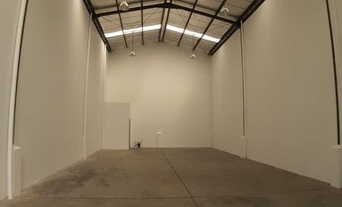 DIJUAL GUDANG INDUSTRI LEBAR 10MTR DI KAWASAN PERGUDANGAN CILEUNGSI