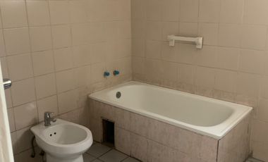 Arrendamos amplia casa cercana a la estación Chorrillos,Viña