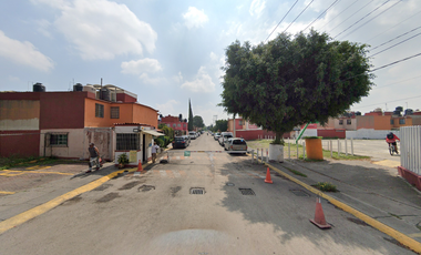 CASA EN CALLE HACIENDA DE LA FLORESTA, JARDINES DE LA HACIENDA SUR, CUAUTITLAN IZCALLI, ESTADO DE MÉXICO.¡¡NO CREDITOS!!