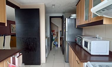 VENDO CASA CON JARDIN VALLE DE LOS CHILLOS SECTOR MIRASIERRA, CERCA A LA AV. ILALO, SAN LUIS SHOPPING, SUPERMAXI SAN GABRIEL. 3 HABITACIONES