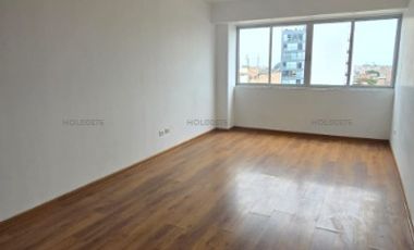 Impecable departamento de 3 dormitorios en Barranco – Límite con Surco