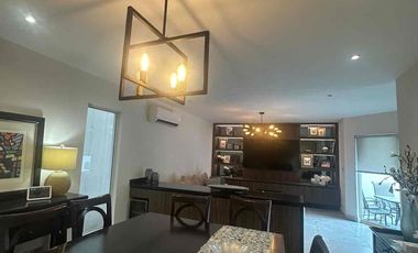 Baja de precio!!!excelente casa remodelada en Lomas del campestre