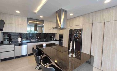 Nayon . Tranquilidad y confort. Casa en venta Urb. Juan Montalvo