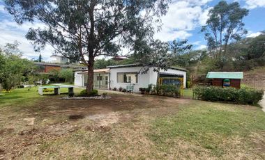 Nayon . Tranquilidad y confort. Casa en venta Urb. Juan Montalvo